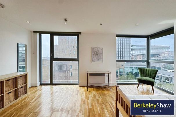 3 bedroom apartment to rent - Photo 1