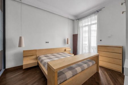 Kamienica w świetnej lokalizacji | 3 pokoje 85 m² - Photo 5