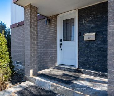 For Lease - 18 Hasting Square, Brampton, Ontario - Photo 6
