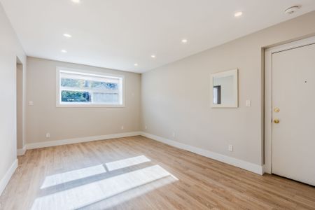 For Lease - 1 Hassard Avenue Unit# 1, Toronto, Ontario - Photo 4