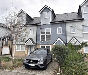 3 bedroom terraced house to rent - Photo 1