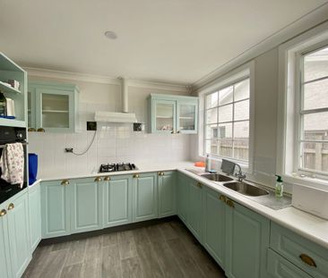 Costal Comfort Awaits - Photo 4