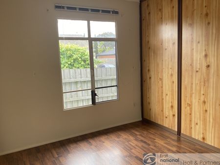 13 Fadden Street, Dandenong North - Photo 4