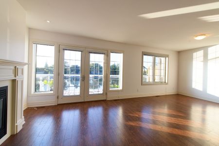 For Lease - 64 RIVER Road Unit# 4, Wasaga Beach, Ontario - Photo 4