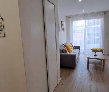 Location Appartement 3 pièces 66m² ANTIBES 06160 - Photo 1