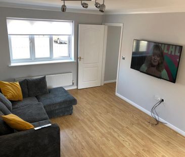 2 bedroom detached house to rent - Photo 1