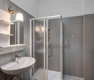 Via Curtatone, Milan, Lombardy 20122 - Photo 6