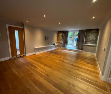 4 bedroom bungalow to rent - Photo 1