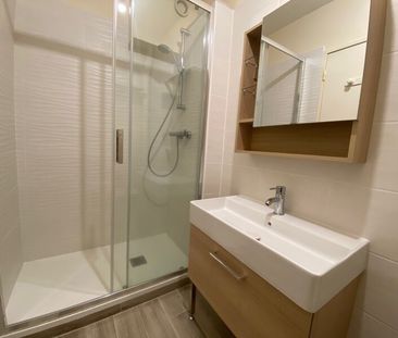 Location Appartement 2 pièces 35m² ORLEANS 45000 - Photo 3