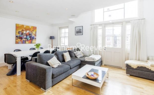 3 Bedroom flat to rent in Adamson Road, Hampstead, NW3 - Photo 1