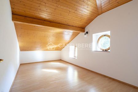 LUMINOSO 3.5 LOCALI MANSARDATO A SIGIRINO - Foto 5