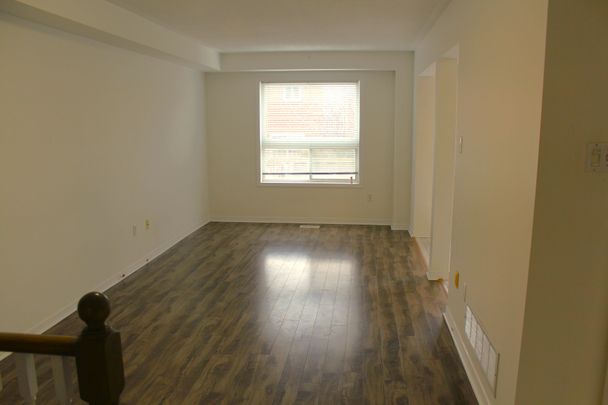 For Lease - 2550 Thomas Street Unit# 27, Mississauga, Ontario - Photo 1