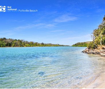 Spacious 3 Bedroom Townhouse - Photo 4