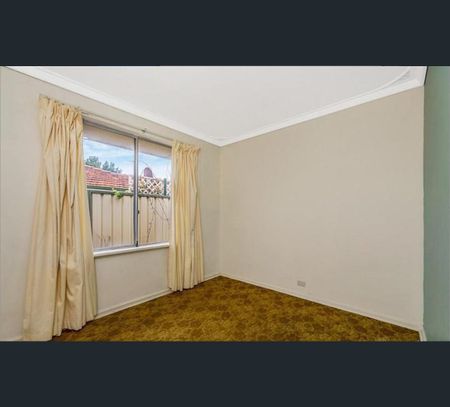 10 Ninda Road, Shoalwater, WA 6169 - Photo 4