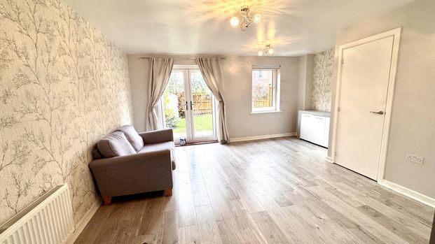 2 bedroom detached house to rent - Photo 1