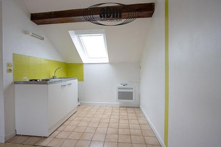 Location F2 mansardé 02 Rue Benjamin Brunet Nanteuil-lès-Meaux - Photo 2