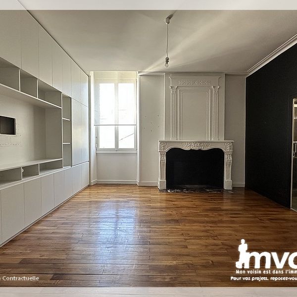 Location Appartement 5 pièces 166m² - Photo 1