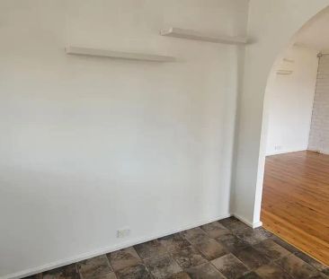 “35 COCHRANE STREET, MINTO” - Photo 6