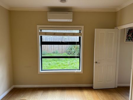Ferntree Gully - Photo 2
