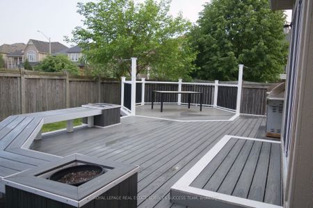 For Lease - 1129 Beneford Road, Oshawa, Ontario - Photo 3