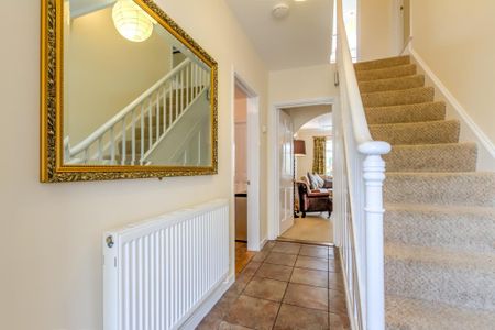 4 bedroom terraced house to rent - Photo 5