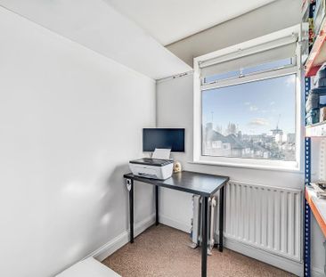 2 bedroom maisonette to rent - Photo 3