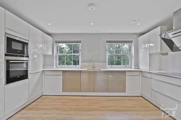 2 bedroom flat to rent - Photo 1