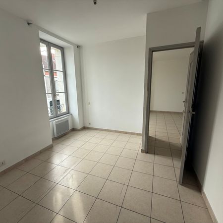 Location Appartement 2 pièces 27m² CHATEAUBRIANT 44110 - Photo 4