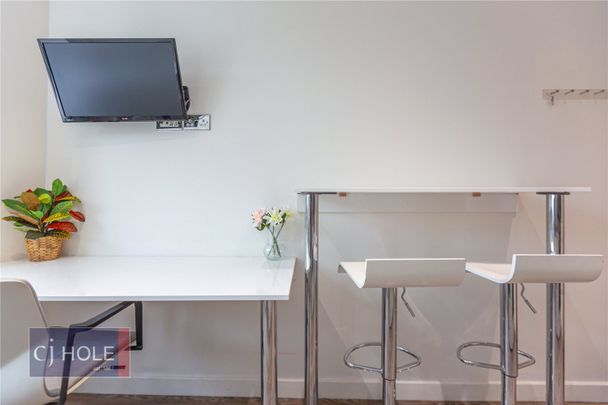 St. Stephens House, - Photo 1