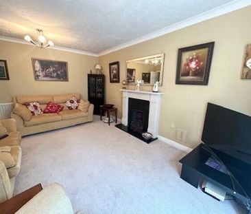 Room 2, Dartmouth Drive, St Helens, W... - Photo 1