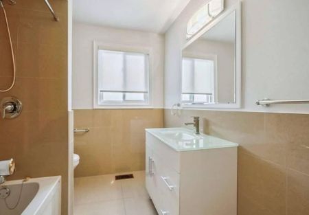 For Lease - 339 A Windermere Avenue, Toronto, Ontario - Photo 4