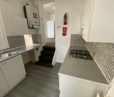 3 bed flat to rent in Atkinson Road, Benwell, Newcastle-upon-Tyne, NE4 - Photo 3