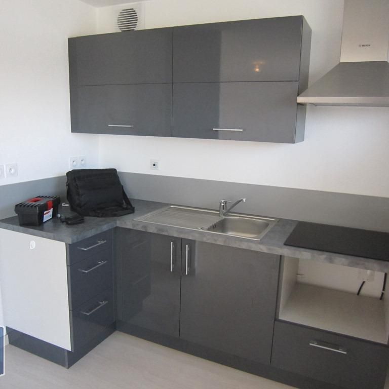 Location Appartement 1 pièce 33m² ST NAZAIRE 44600 - Photo 1