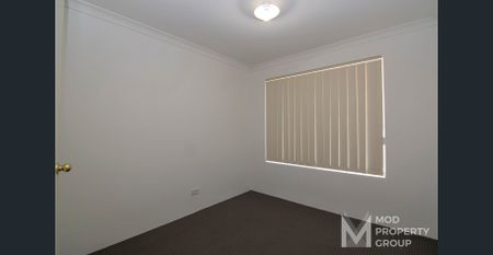 4 X 2 KENWICK VILLA - Photo 4