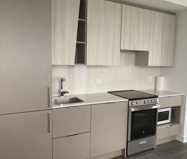 For Lease - 3900 Confederation Parkway Unit# 5609, Mississauga, Ont... - Photo 5