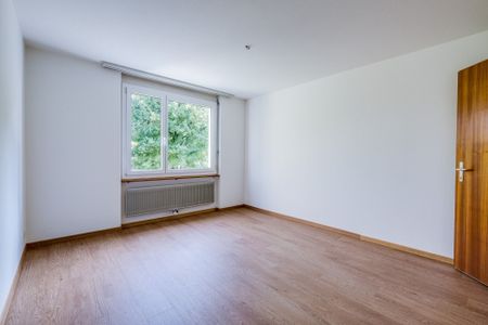 Live in the heart of Biberist! - Photo 3