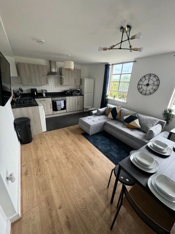 2 Bed Flat, The Carronades, SO14 - Photo 2