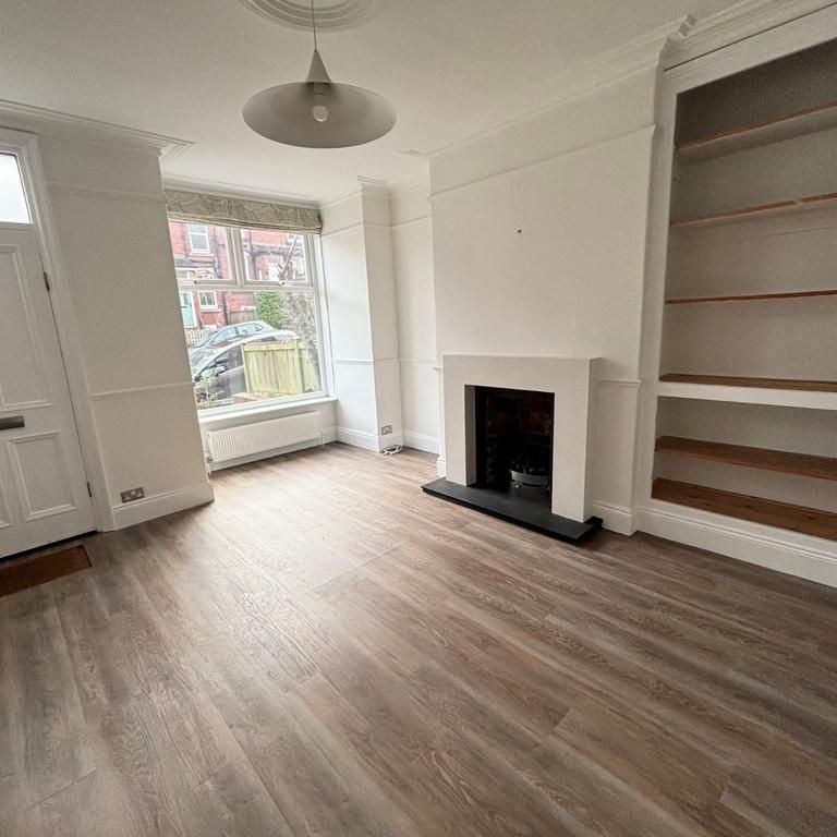 2 bedroom terraced house to rent - Photo 1
