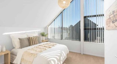 Sunny Standalone House in Addington! - Photo 4