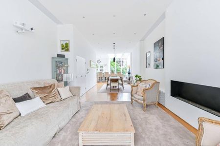 3 bedroom maisonette to rent - Photo 2