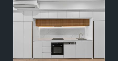 Sleek & Sophisticated Studio Apartment - Photo 2