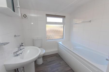 2 bedroom house to rent - Photo 3