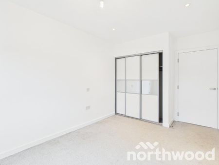 2 bedroom flat to rent - Photo 3