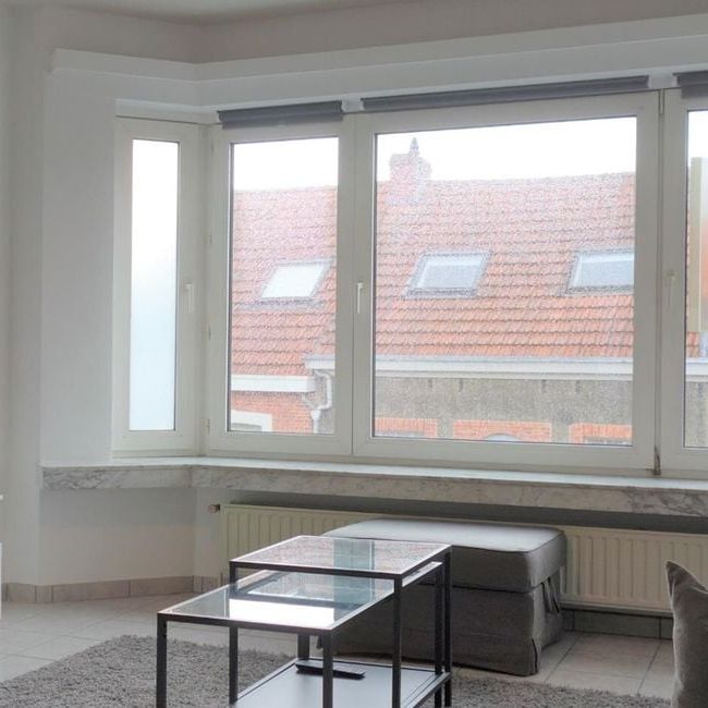 Appartement te huur in Brasschaat voor € 850 met 1 slaapkamer - Photo 1
