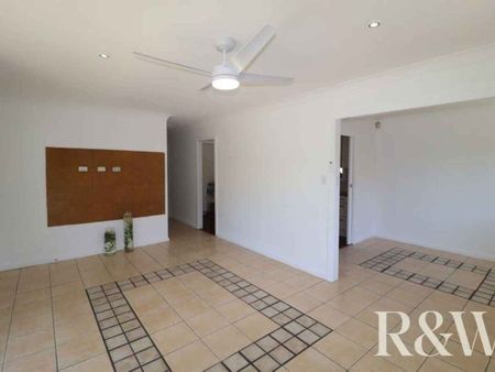 49 Roper Road Colyton - Photo 2