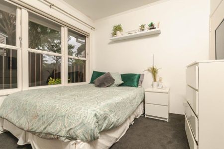 Little Gem in Onehunga - Photo 3