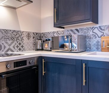 1 Bedroom - Photo 3
