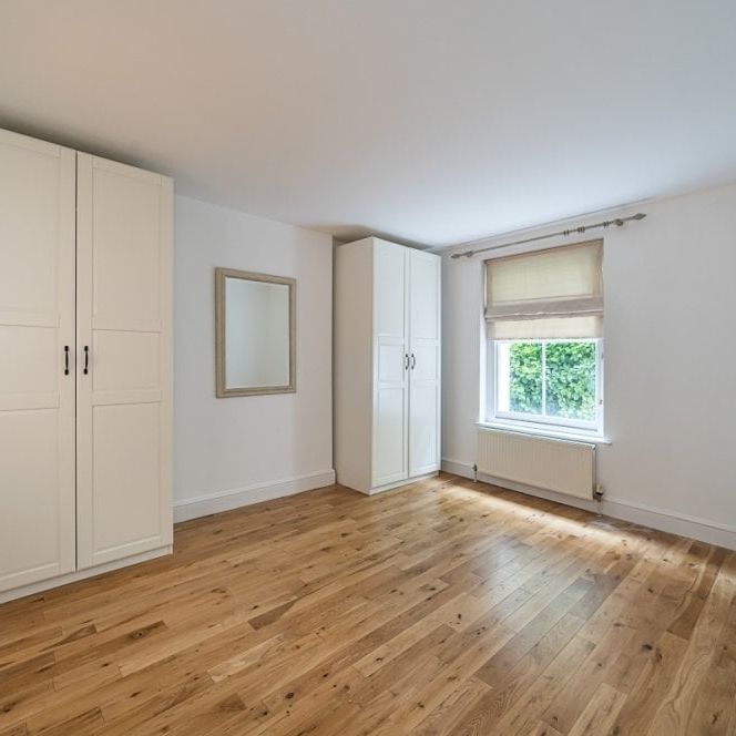 3 bedroom flat to rent - Photo 1