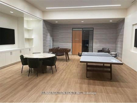 For Lease - 8960 Jane Street Unit# 326, Vaughan, Ontario - Photo 2