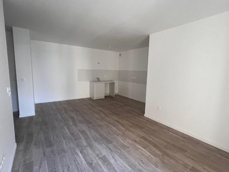 location Appartement T4 DE 80.7m² À BOBIGNY - Photo 5